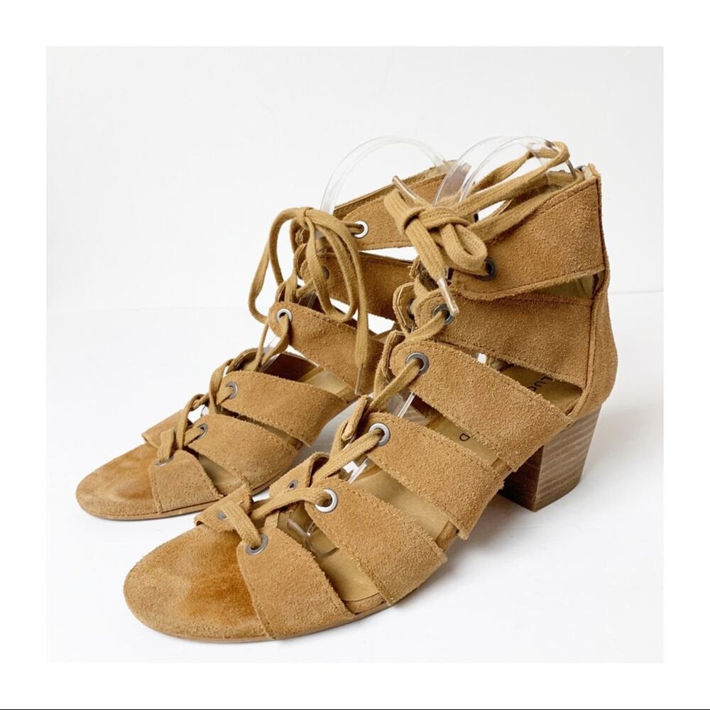 Lucky Brand Tan Suede Lace Up Block Heel SZ 8